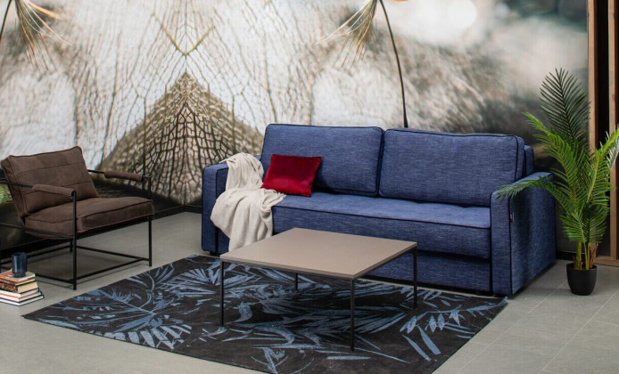 Sofos-sofa-romantic-1-e1576652473698