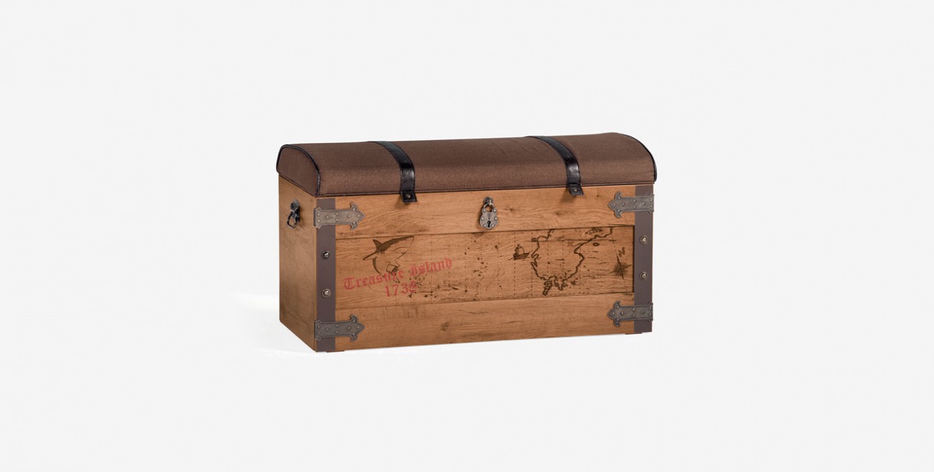 Pirate shop storage chest