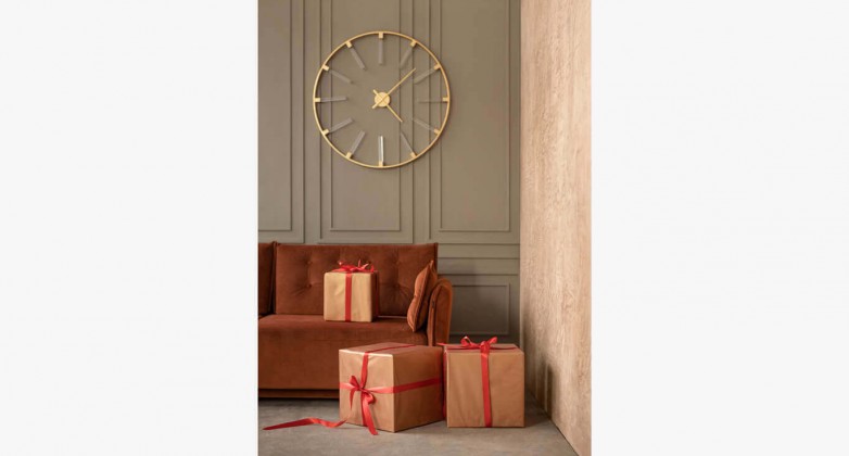 rubin-sofa-su-dovanomis-detale-1364x740