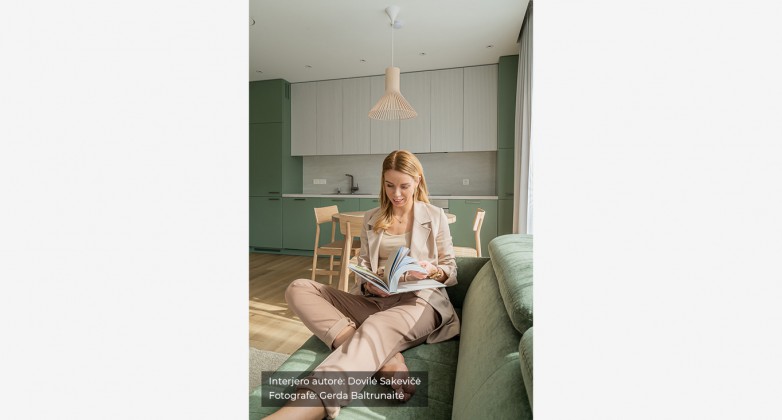 Dovile-sakevice-eva-sofa-fotografe-GERDA-BALTRUNAITE-2