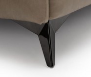 VYTISH135M20 | BLACK LACQUERED