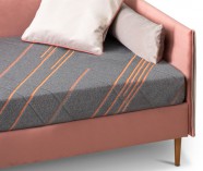 BE APSAUGINIO UŽTVARO