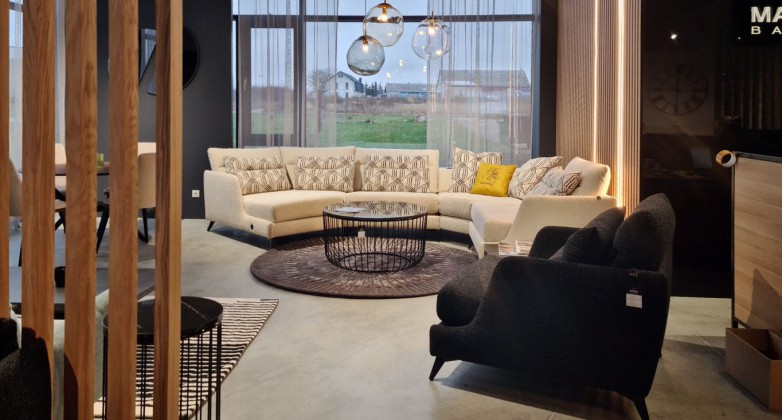 klaipedos-centrinis-salonas-1364x740-2